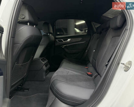 Білий Ауді А6, об'ємом двигуна 1.97 л та пробігом 2 тис. км за 58500 $, фото 23 на Automoto.ua