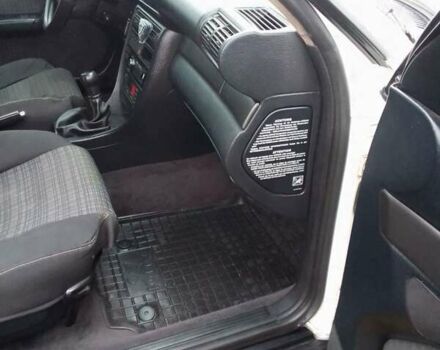 Білий Ауді А6, об'ємом двигуна 1.8 л та пробігом 420 тис. км за 2900 $, фото 23 на Automoto.ua