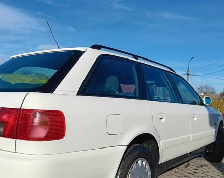 Білий Ауді А6, об'ємом двигуна 1.8 л та пробігом 300 тис. км за 3264 $, фото 1 на Automoto.ua