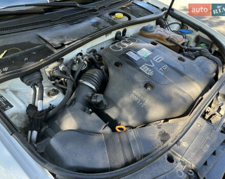 Білий Ауді А6, об'ємом двигуна 2.5 л та пробігом 375 тис. км за 5000 $, фото 12 на Automoto.ua