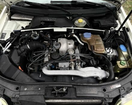 Белый Ауди А6, объемом двигателя 2.5 л и пробегом 300 тыс. км за 1650 $, фото 13 на Automoto.ua