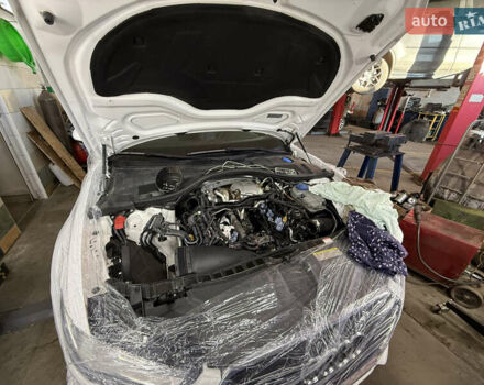 Белый Ауди А6, объемом двигателя 3 л и пробегом 270 тыс. км за 19999 $, фото 35 на Automoto.ua