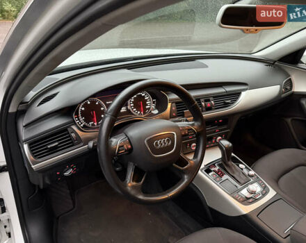 Белый Ауди А6, объемом двигателя 3 л и пробегом 270 тыс. км за 19999 $, фото 17 на Automoto.ua