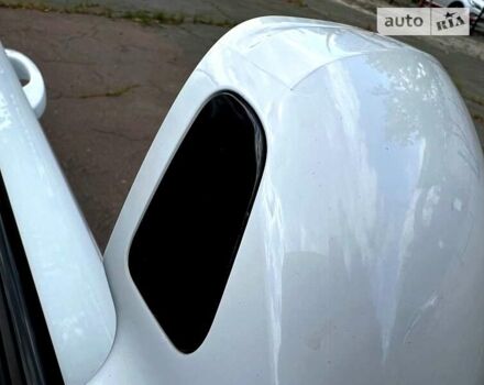 Білий Ауді А6, об'ємом двигуна 2 л та пробігом 176 тис. км за 25950 $, фото 15 на Automoto.ua