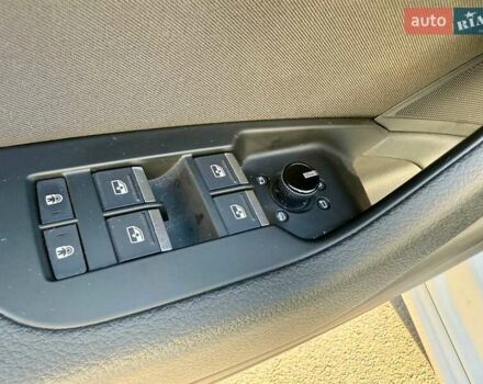 Белый Ауди А6, объемом двигателя 1.97 л и пробегом 160 тыс. км за 35000 $, фото 40 на Automoto.ua