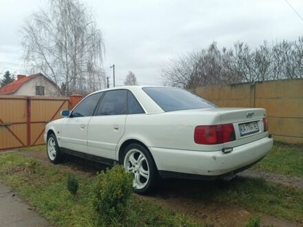 Белый Ауди А6, объемом двигателя 2.6 л и пробегом 452 тыс. км за 2700 $, фото 1 на Automoto.ua