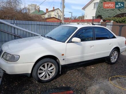 Ауді А6 1996 у Одесі на Automoto.ua Білий Ауді А6, об'ємом двигуна 1.8 л та пробігом 394 тис. км за 4900 $, фото 1 на Automoto.ua