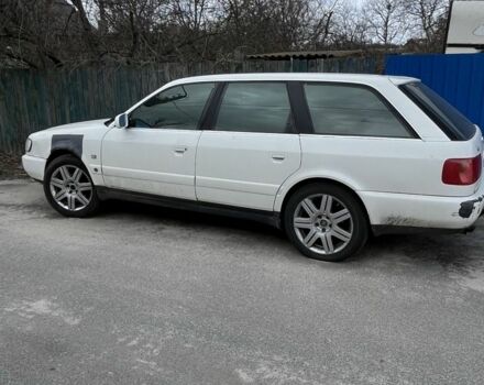 Белый Ауди А6, объемом двигателя 2.6 л и пробегом 330 тыс. км за 2200 $, фото 1 на Automoto.ua