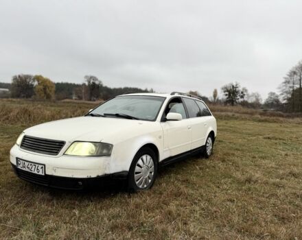 Белый Ауди А6, объемом двигателя 2.5 л и пробегом 300 тыс. км за 1650 $, фото 1 на Automoto.ua