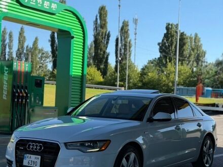 Белый Ауди А6, объемом двигателя 3 л и пробегом 231 тыс. км за 12000 $, фото 1 на Automoto.ua