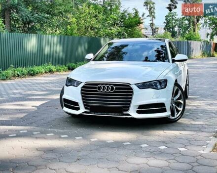 Белый Ауди А6, объемом двигателя 3 л и пробегом 237 тыс. км за 13800 $, фото 1 на Automoto.ua