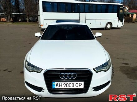 Ауди А6 2012 в Першотравенске на Automoto.ua Белый Ауди А6, объемом двигателя 2 л и пробегом 182 тыс. км за 13000 $, фото 1 на Automoto.ua