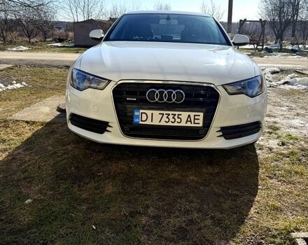 Белый Ауди А6, объемом двигателя 2 л и пробегом 221 тыс. км за 13000 $, фото 1 на Automoto.ua
