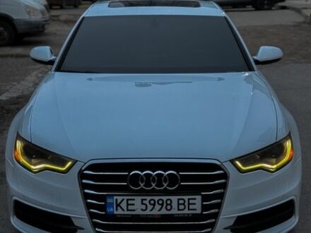 Білий Ауді А6, об'ємом двигуна 2 л та пробігом 211 тис. км за 13000 $, фото 1 на Automoto.ua