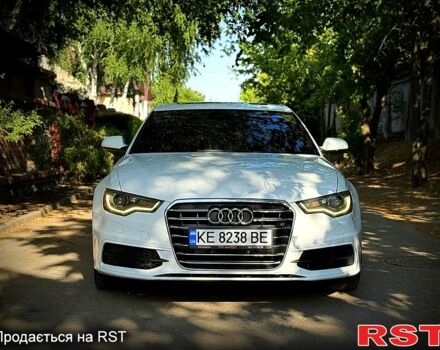 Белый Ауди А6, объемом двигателя 2 л и пробегом 216 тыс. км за 12500 $, фото 1 на Automoto.ua