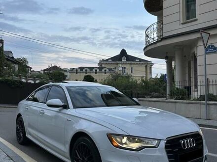 Белый Ауди А6, объемом двигателя 3 л и пробегом 205 тыс. км за 15900 $, фото 1 на Automoto.ua