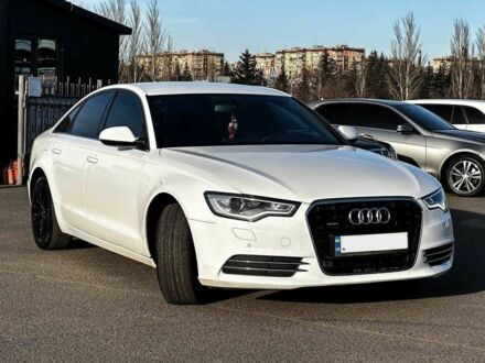 Белый Ауди А6, объемом двигателя 0 л и пробегом 196 тыс. км за 15600 $, фото 1 на Automoto.ua