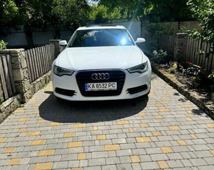Білий Ауді А6, об'ємом двигуна 2 л та пробігом 206 тис. км за 14000 $, фото 1 на Automoto.ua