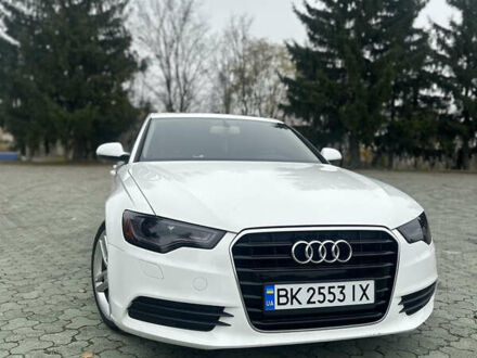 Білий Ауді А6, об'ємом двигуна 2 л та пробігом 121 тис. км за 14000 $, фото 1 на Automoto.ua