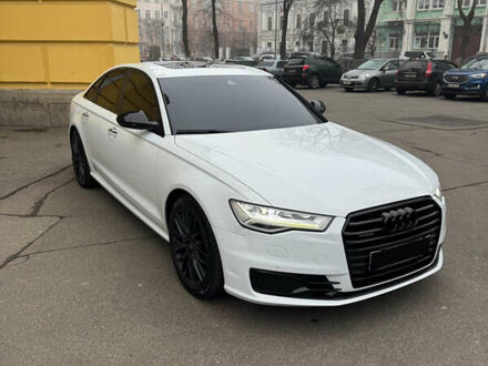 Белый Ауди А6, объемом двигателя 3 л и пробегом 163 тыс. км за 27000 $, фото 1 на Automoto.ua