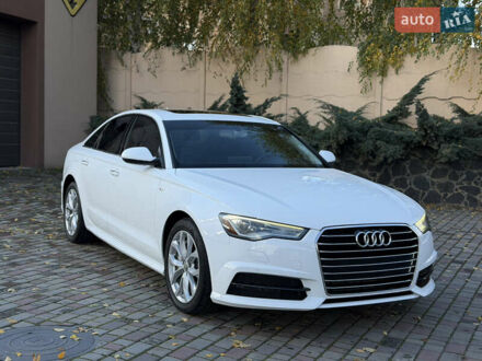 Ауди А6 2017 в Ровно на Automoto.ua Белый Ауди А6, объемом двигателя 2 л и пробегом 114 тыс. км за 16450 $, фото 1 на Automoto.ua