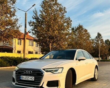 Белый Ауди А6, объемом двигателя 2 л и пробегом 180 тыс. км за 33000 $, фото 1 на Automoto.ua