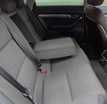 Бежевый Ауди А6, объемом двигателя 2 л и пробегом 280 тыс. км за 8000 $, фото 2 на Automoto.ua