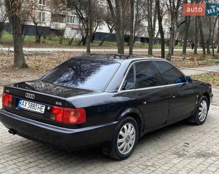 Черный Ауди А6, объемом двигателя 2.6 л и пробегом 350 тыс. км за 3500 $, фото 4 на Automoto.ua