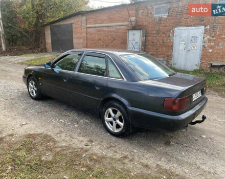 Черный Ауди А6, объемом двигателя 2.8 л и пробегом 300 тыс. км за 2150 $, фото 3 на Automoto.ua