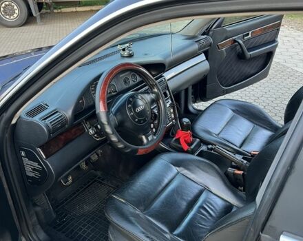 Черный Ауди А6, объемом двигателя 2.5 л и пробегом 250 тыс. км за 3500 $, фото 7 на Automoto.ua