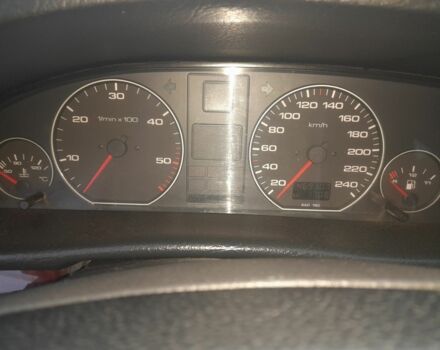 Черный Ауди А6, объемом двигателя 2.5 л и пробегом 450 тыс. км за 2000 $, фото 15 на Automoto.ua