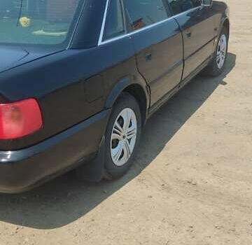 Черный Ауди А6, объемом двигателя 2.6 л и пробегом 440 тыс. км за 2800 $, фото 4 на Automoto.ua