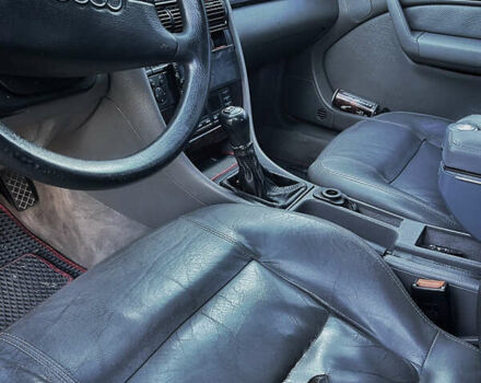 Ауди А6 1996 в Прилуках на Automoto.ua Черный Ауди А6, объемом двигателя 2.8 л и пробегом 110 тыс. км за 2800 $, фото 7 на Automoto.ua