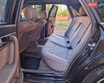 Черный Ауди А6, объемом двигателя 2.5 л и пробегом 375 тыс. км за 2850 $, фото 4 на Automoto.ua