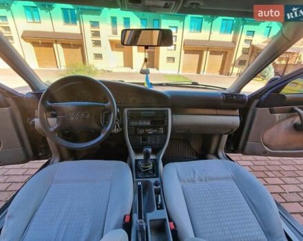 Черный Ауди А6, объемом двигателя 2.5 л и пробегом 375 тыс. км за 2850 $, фото 5 на Automoto.ua
