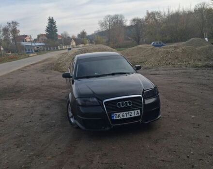 Чорний Ауді А6, об'ємом двигуна 1.8 л та пробігом 300 тис. км за 3300 $, фото 2 на Automoto.ua