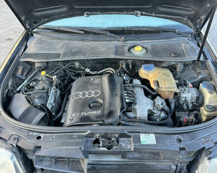 Черный Ауди А6, объемом двигателя 1.78 л и пробегом 327 тыс. км за 3800 $, фото 14 на Automoto.ua