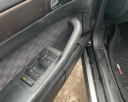 Черный Ауди А6, объемом двигателя 2.5 л и пробегом 300 тыс. км за 3000 $, фото 7 на Automoto.ua