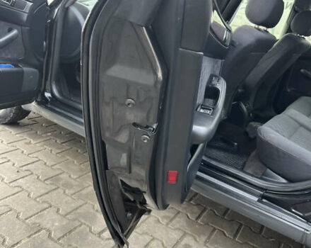 Чорний Ауді А6, об'ємом двигуна 1.8 л та пробігом 369 тис. км за 3900 $, фото 13 на Automoto.ua