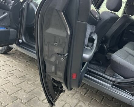 Черный Ауди А6, объемом двигателя 1.8 л и пробегом 369 тыс. км за 3700 $, фото 6 на Automoto.ua