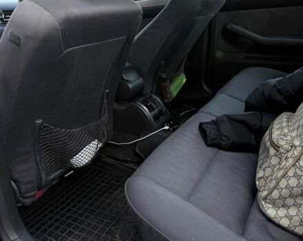 Черный Ауди А6, объемом двигателя 2.5 л и пробегом 0 тыс. км за 5500 $, фото 5 на Automoto.ua