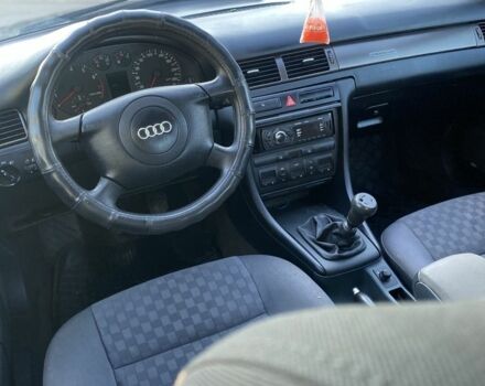 Черный Ауди А6, объемом двигателя 2.4 л и пробегом 262 тыс. км за 3000 $, фото 22 на Automoto.ua