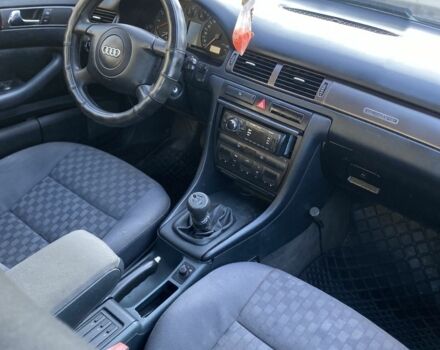 Черный Ауди А6, объемом двигателя 2.4 л и пробегом 262 тыс. км за 3000 $, фото 16 на Automoto.ua