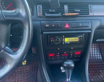 Черный Ауди А6, объемом двигателя 2.4 л и пробегом 230 тыс. км за 3700 $, фото 2 на Automoto.ua