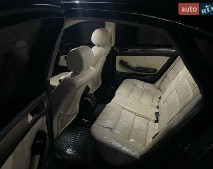 Чорний Ауді А6, об'ємом двигуна 2.39 л та пробігом 280 тис. км за 3800 $, фото 4 на Automoto.ua