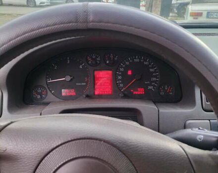 Ауди А6 2000 в Львове на Automoto.ua Черный Ауди А6, объемом двигателя 2.5 л и пробегом 299 тыс. км за 2199 $, фото 12 на Automoto.ua