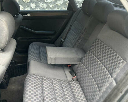 Чорний Ауді А6, об'ємом двигуна 1.8 л та пробігом 330 тис. км за 4450 $, фото 10 на Automoto.ua