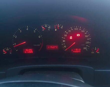 Черный Ауди А6, объемом двигателя 2.4 л и пробегом 442 тыс. км за 4800 $, фото 6 на Automoto.ua