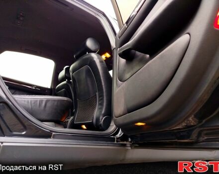 Черный Ауди А6, объемом двигателя 2.5 л и пробегом 310 тыс. км за 3800 $, фото 7 на Automoto.ua