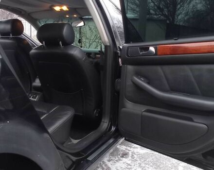 Черный Ауди А6, объемом двигателя 1.8 л и пробегом 380 тыс. км за 5500 $, фото 7 на Automoto.ua